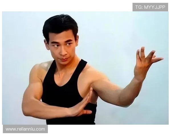 功夫娱乐网:揭秘功夫明星的训练秘籍与精彩表演背后故事 功夫娱乐网:揭秘功夫明星的训练秘籍与精彩表演背后故事